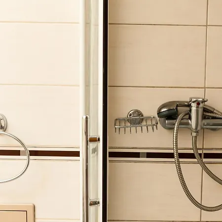 Urban In The Heart Of The With Self Check In Apartment Bucharest
